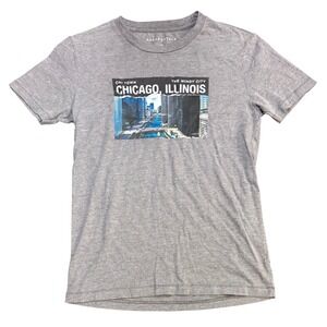 Aeropostale Men's XS Gray Chicago Illinois T-Shirt Short Sleeve City Graphic Tee